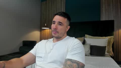 jakestone_1 online show from 11/29/25, 12:46