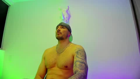 jakestone_1 online show from 04/17/26, 10:46