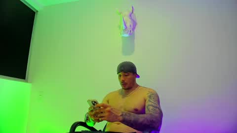 jakestone_1 online show from 04/24/26, 12:46