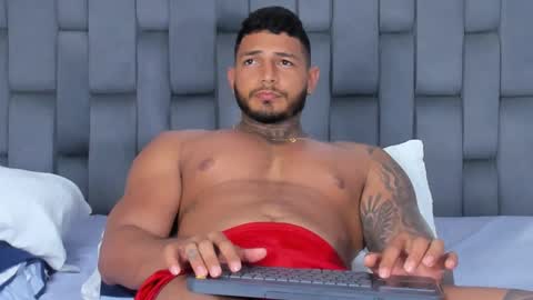 my name is sebas If you come here dont hesitate to say hello Im a guy who really likes having conversations and having hot online show from 02/11/25, 04:11