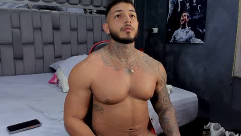 my name is sebas If you come here dont hesitate to say hello Im a guy who really likes having conversations and having hot online show from 04/08/26, 03:06