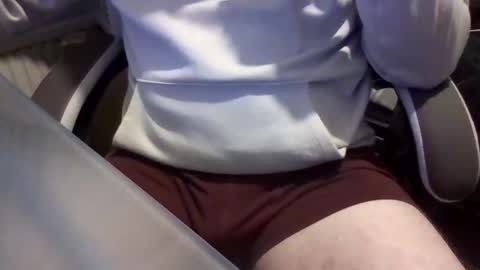 jakieg010 online show from 04/08/26, 01:16