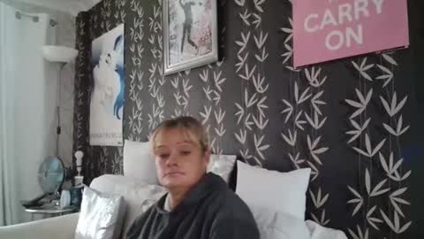 Snapshot of jakkilouise chatting on 11/20/25, 12:49 JAKKI LOUISE pornstar online show from 11/20/25, 12:49