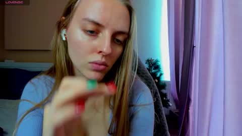 Sofia online show from 12/22/25, 08:55