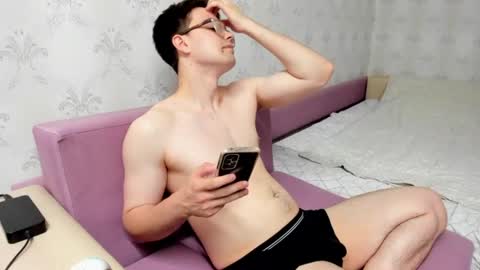 Snapshot of jame_flow chatting on 07/04/26, 07:42 Hey there Im Jame online show from 07/04/26, 07:42