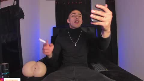 LeonardoInsta LeonardoperezcoPvt open online show from 02/27/25, 05:02