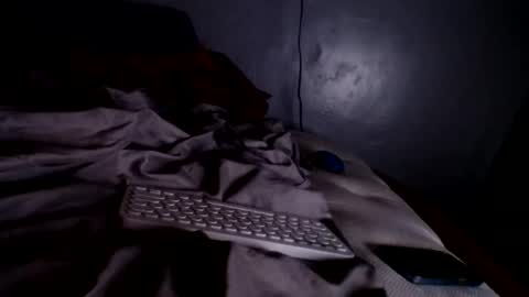 what you in too online show from 02/22/25, 06:08