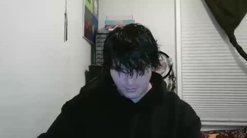 james4yew online show from 12/15/25, 03:11