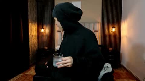 james_adamss_ online show from 02/12/26, 01:17