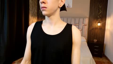 james_adamss_ online show from 02/20/26, 01:22