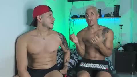 james_and_max online show from 01/18/26, 03:43