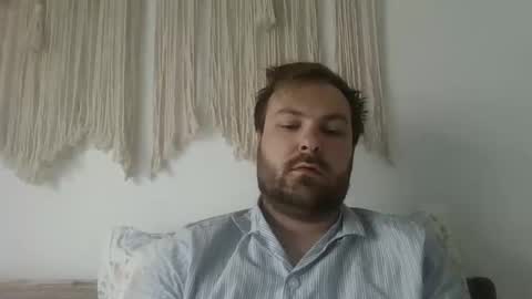 Snapshot of james_heron chatting on 04/28/26, 07:46 James Heron online show from 04/28/26, 07:46