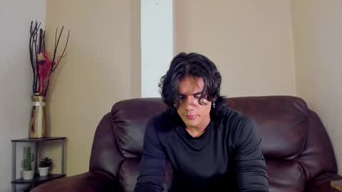 james_morrisonm online show from 11/19/25, 10:32