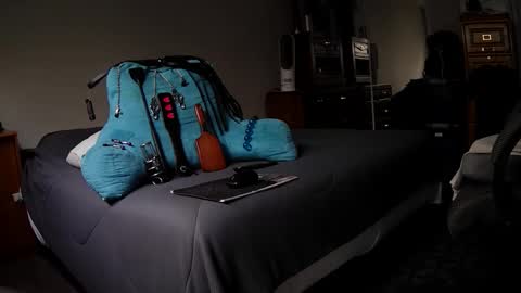 James Bondage online show from 10/26/25, 04:02