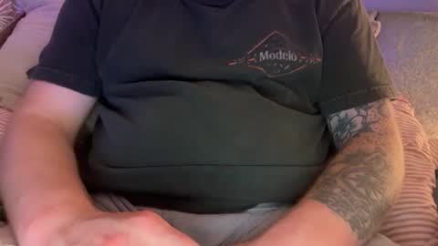 Snapshot of jamesbuilt chatting on 04/03/26, 03:26 jamesbuilt online show from 04/03/26, 03:26