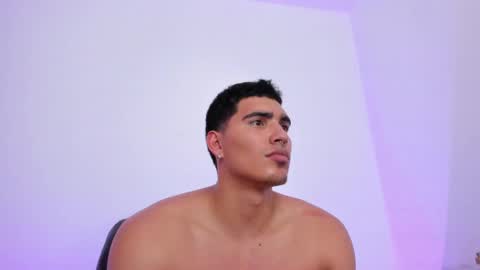 Snapshot of jamesgraay chatting on 01/26/25, 10:23 James Gray online show from 01/26/25, 10:23