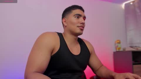 Snapshot of jamesgraay chatting on 10/22/25, 05:02 James Gray online show from 10/22/25, 05:02