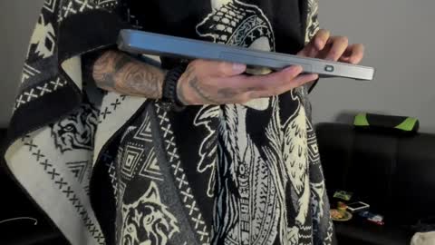 Jamesinked  online show from 12/20/24, 05:36