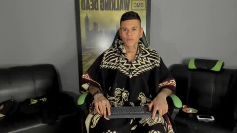 Jamesinked  online show from 12/23/24, 01:18