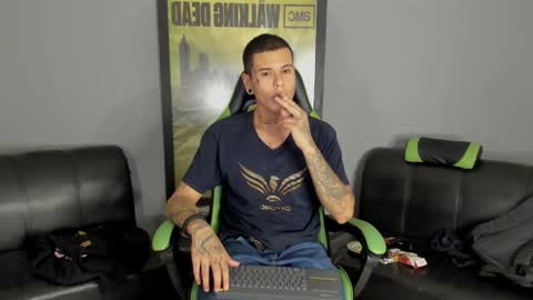 Jamesinked  online show from 01/12/25, 02:24