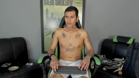 Jamesinked  online show from 02/06/25, 05:19