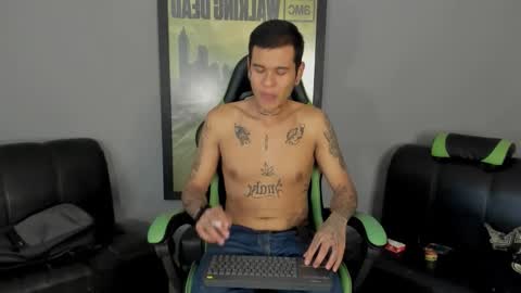 Jamesinked  online show from 02/07/25, 05:18