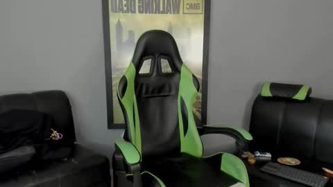 Jamesinked  online show from 02/12/25, 04:22