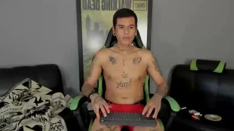 Jamesinked  online show from 02/18/25, 08:25