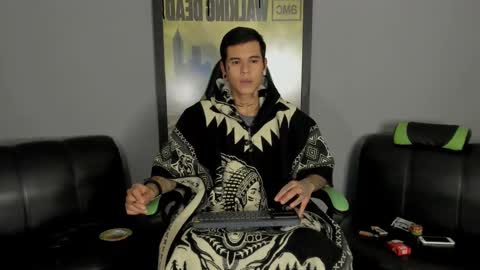 Jamesinked  online show from 02/27/25, 03:04