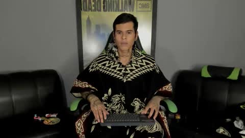 Jamesinked  online show from 03/10/25, 01:56