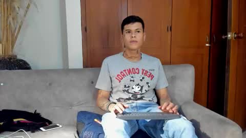 Jamesinked  online show from 10/18/25, 02:47