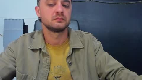 Snapshot of jamesmyersx chatting on 06/03/26, 04:04 JamesMyers online show from 06/03/26, 04:04