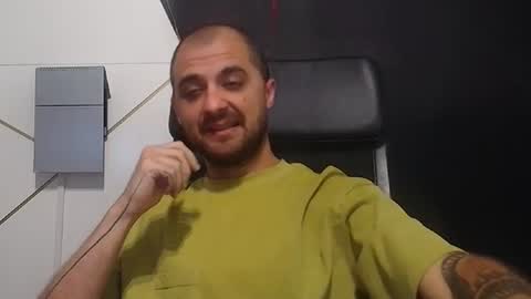 Snapshot of jamesmyersx chatting on 07/20/26, 03:54 JamesMyers online show from 07/20/26, 03:54