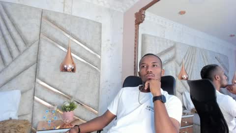 James  online show from 01/10/25, 03:06