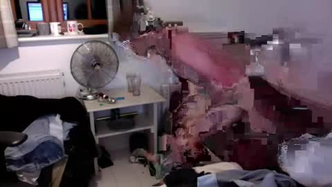 jamesrut1 online show from 10/13/25, 06:52