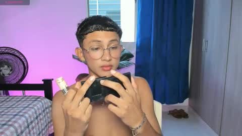 Snapshot of jamess_blanco chatting on 10/17/25, 09:17 jamess_blanco online show from 10/17/25, 09:17