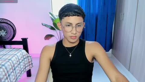 Snapshot of jamess_blanco chatting on 10/20/25, 07:14 jamess_blanco online show from 10/20/25, 07:14