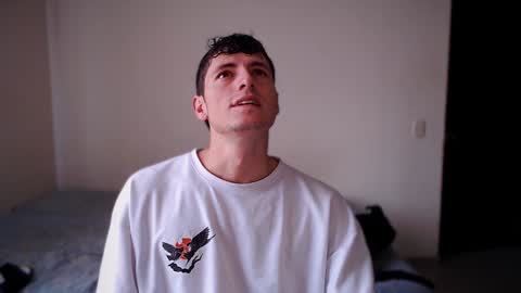 Snapshot of jamesss____ chatting on 01/03/25, 04:27 jamesss____ online show from 01/03/25, 04:27