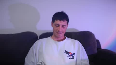 Snapshot of jamesss____ chatting on 02/14/25, 07:12 jamesss____ online show from 02/14/25, 07:12