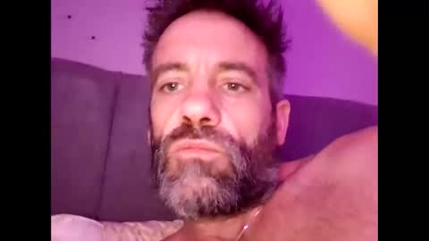 jamie198307 online show from 11/02/25, 11:51