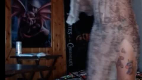 Snapshot of jamiebottoms chatting on 02/06/26, 02:31 Jamie Bottoms online show from 02/06/26, 02:31