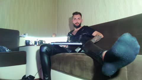 Robbie online show from 02/22/25, 09:15