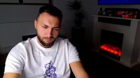 Robbie online show from 11/23/25, 08:03