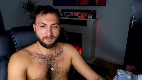 Robbie online show from 11/28/25, 08:39