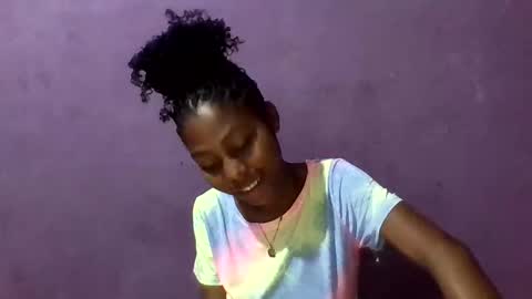 Snapshot of jamila531017 chatting on 12/14/25, 07:07 jamila531017 online show from 12/14/25, 07:07