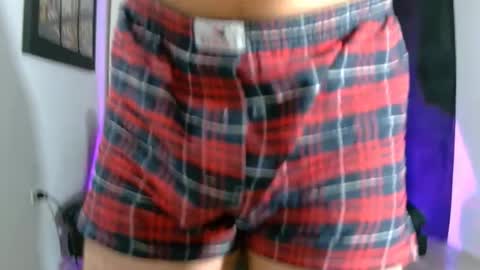 Jamithindependent model online show from 04/11/26, 09:13