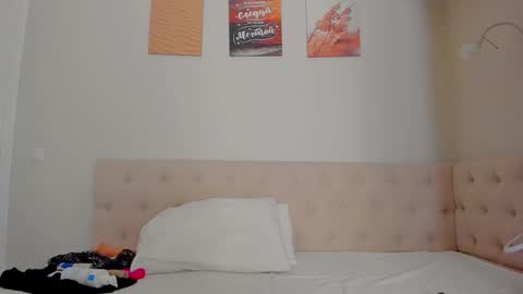 Vika online show from 10/20/25, 06:19