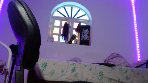 Jammes. online show from 11/07/25, 03:01