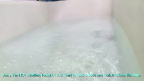 Snapshot of jamwarnerone chatting on 06/24/26, 03:38 Bootyshows online show from 06/24/26, 03:38