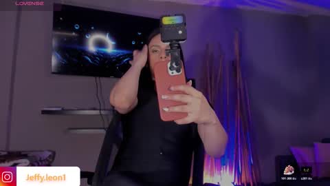 Danna varisheli online show from 10/19/25, 04:13